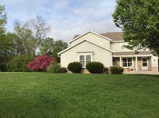 W183S7834 Kelly Dr, Muskego, WI 53150