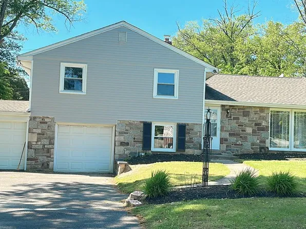 1242 June Rd, Huntingdon Valley, PA 19006