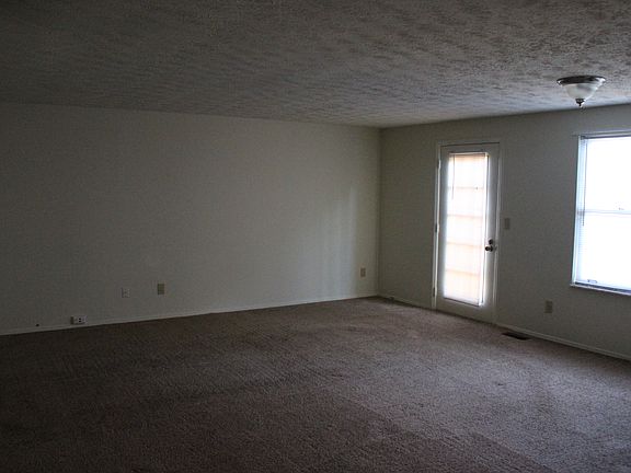 3rd image of 8715 Mardi Gras Dr