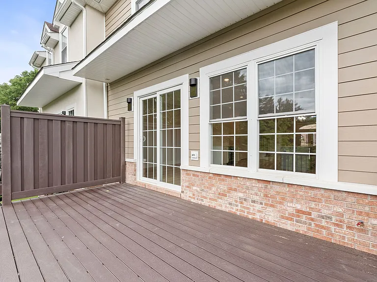105 Brandon Ct — Photo 34