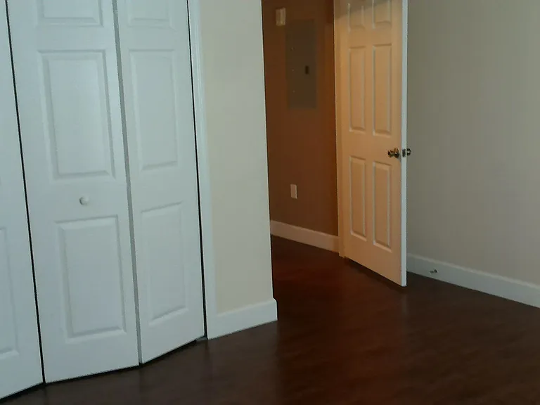 5475 Vineland Rd #8205 — Photo 12