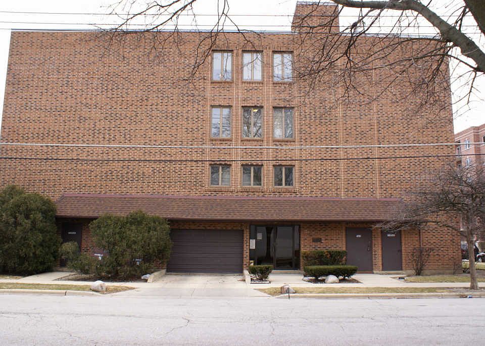 1st image of 1302 Washington St Unit A2