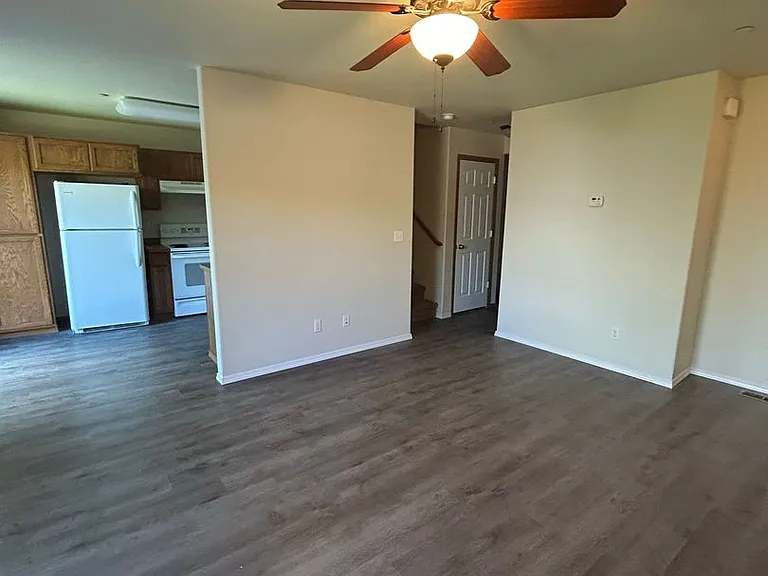 1183 W Kyler Ave #A-D — Photo 6