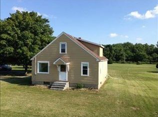 359 W Main St, Rossville, IN 46065