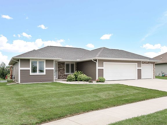 2nd image of 5039 Fairmont Dr