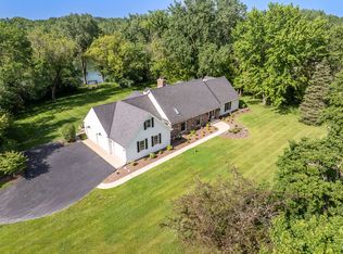 21884 N Andover Rd, Kildeer, IL 60047