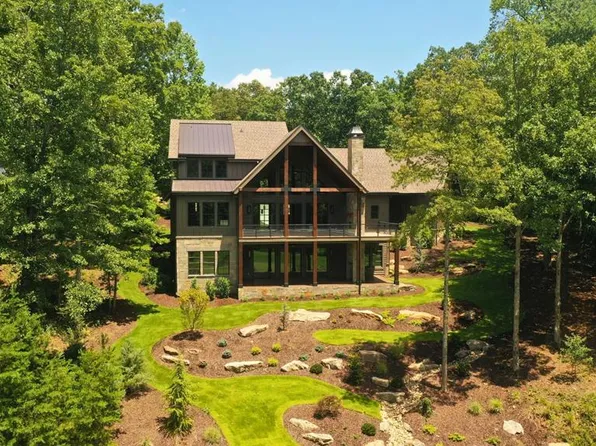 124 Hardwood Ct, Mineral Bluff, GA 30559