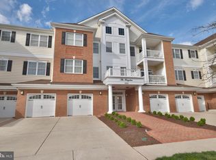 15201 Royal Crest Dr APT 304, Haymarket, VA 20169