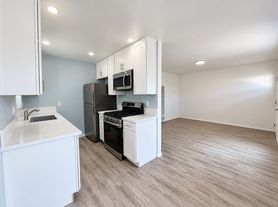 4842 Santa Cruz Ave, San Diego, CA