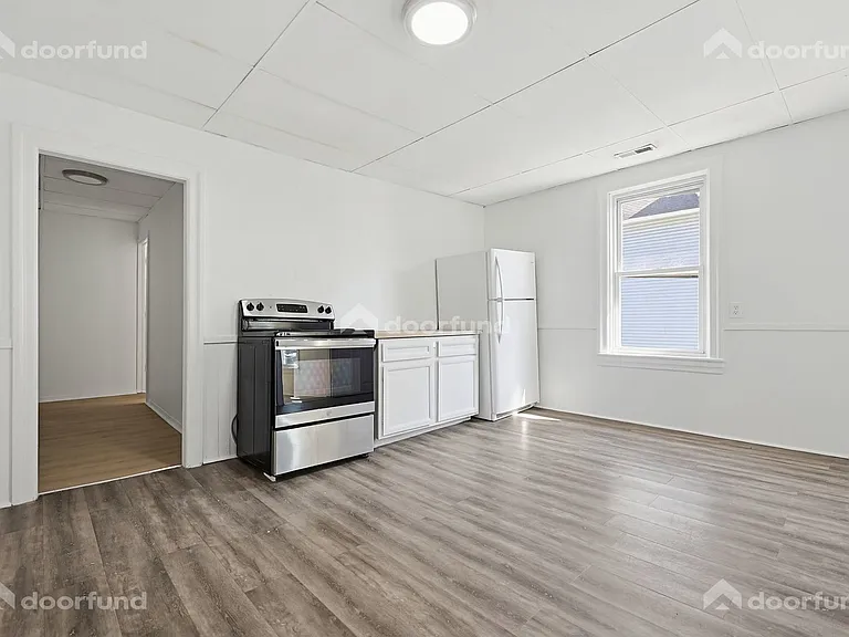 17 Wachusett St #2 — Photo 5