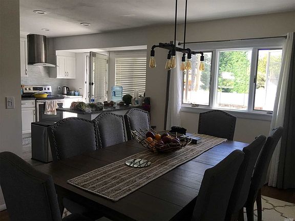 2nd image of 796 Flanders Dr