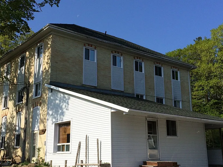 496 Elizabeth St #2 — Photo 2