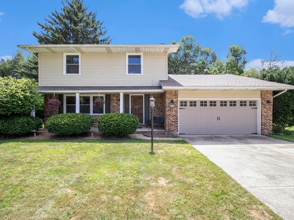 16402 Baywood Ln, Granger, IN 46530