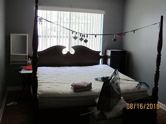 5th image of 6073 Saint Cloud Dr