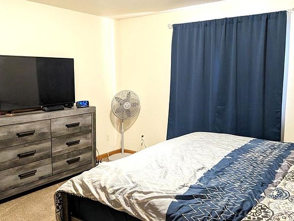 5th image of 1006 E Mill Pond Cir #2