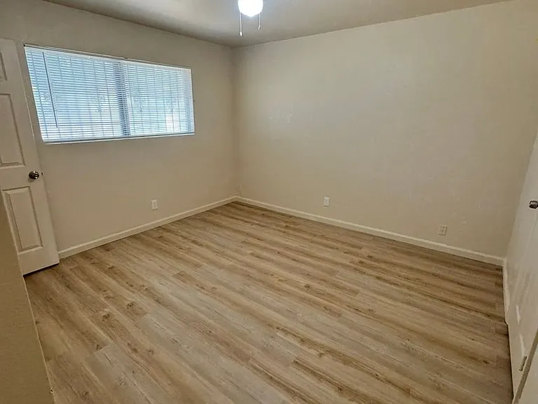 3530 E Iowa Ave — Photo 14