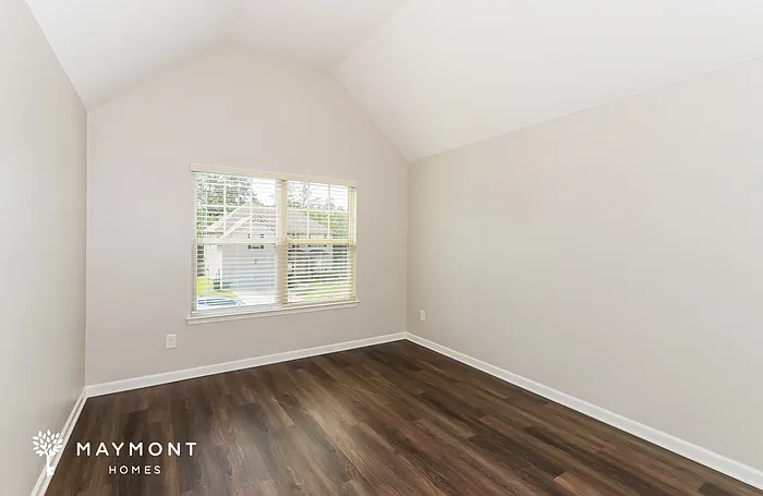 2750 Huntcliffe Dr — Photo 10