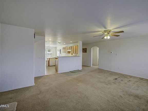 3rd image of 34802 W ELLIOT Road