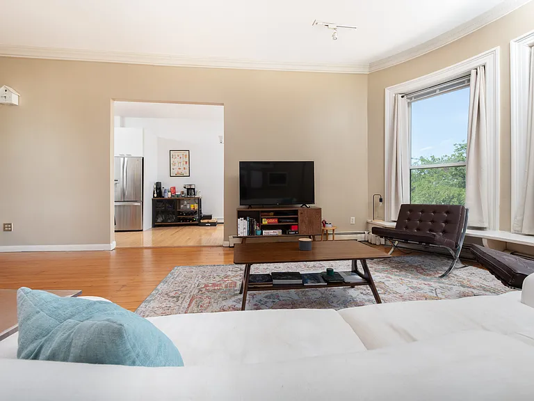 7 Bay State Rd #2C — Photo 8