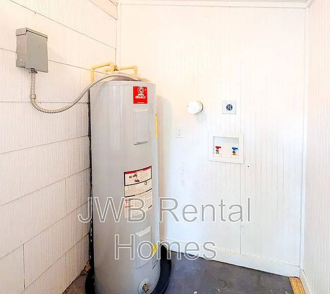 1619 Challen Ave — Photo 11