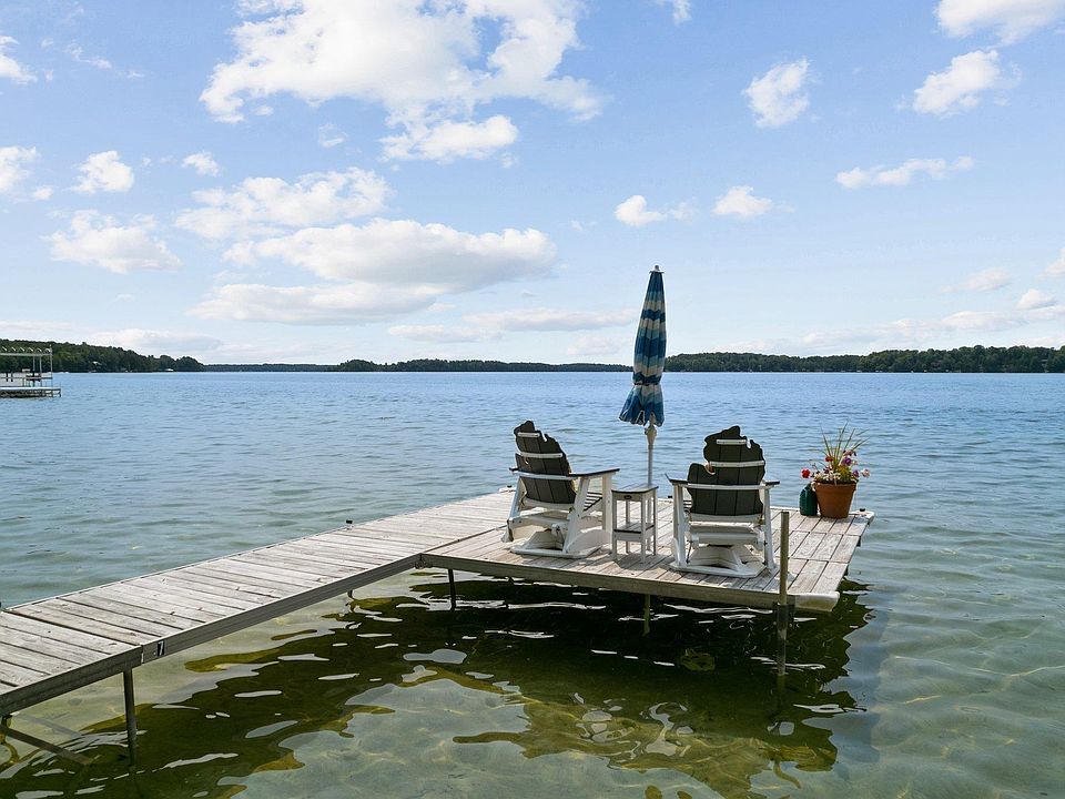 9305 N Long Lake Rd, Traverse City, MI 49685 Zillow