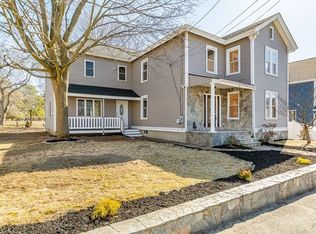 66 Manchester St, Lowell, MA 01852