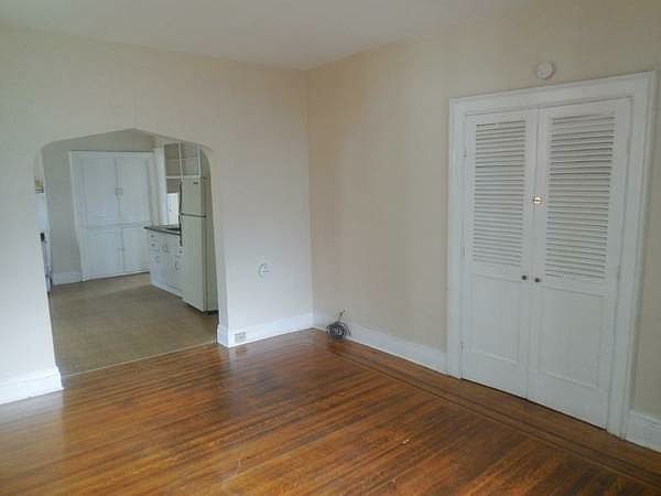 1st image of 63 Kingston Pl APT 1