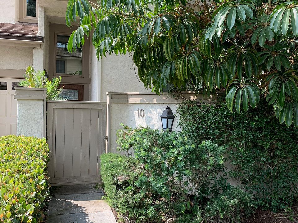 Front yard and entry