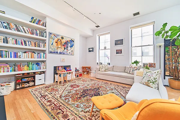 Rented by Living New York | media 24