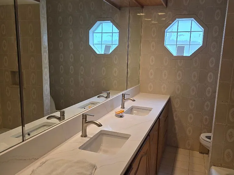 452 Highland Ave #1 — Photo 8