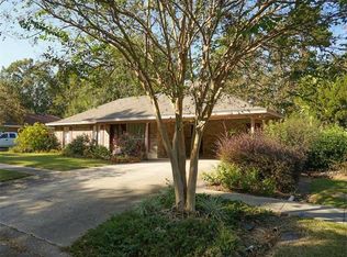 2102 Dennis Dr, Hammond, LA 70401