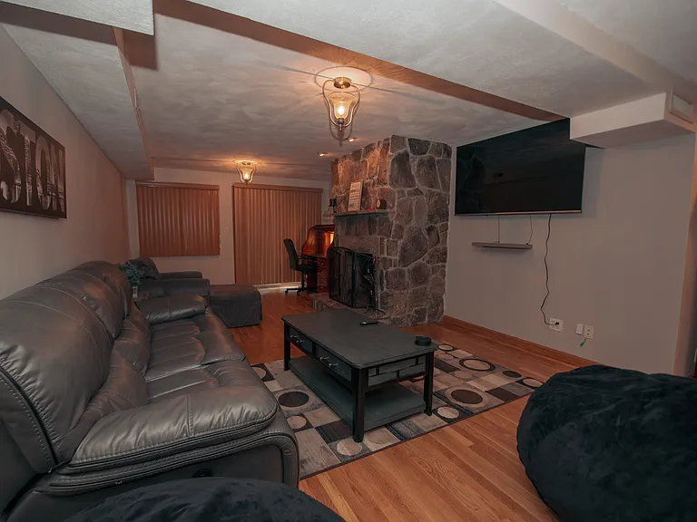 5 Emmet St #2 — Photo 4
