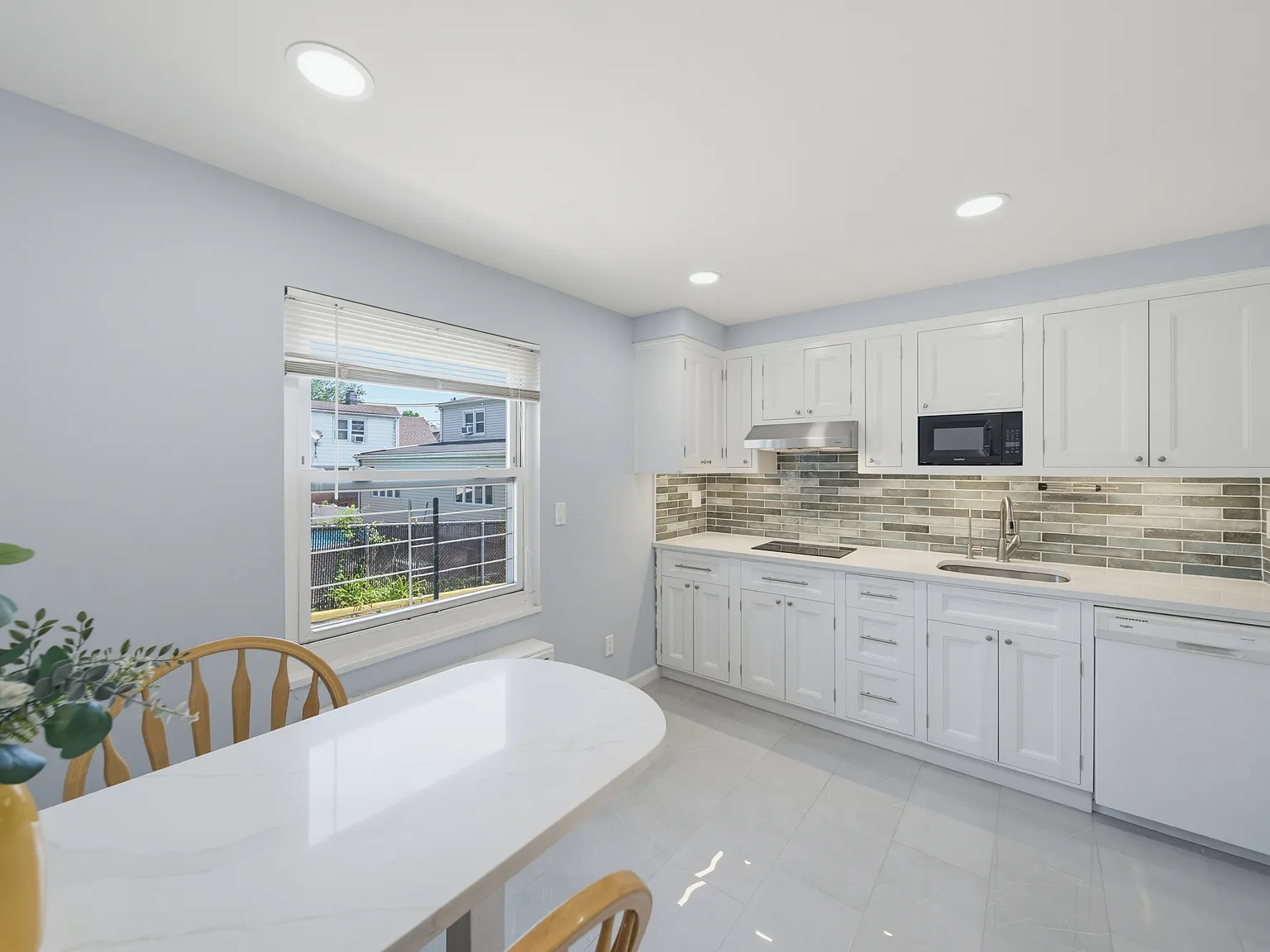 1 bed, 591 sqft, $2,100 — Photo 4