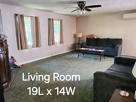 2nd image of 49619 S Park Cir