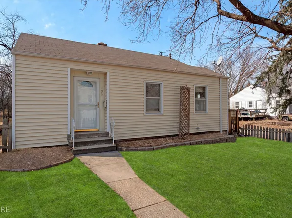 409 W 10th St N, Newton, IA 50208