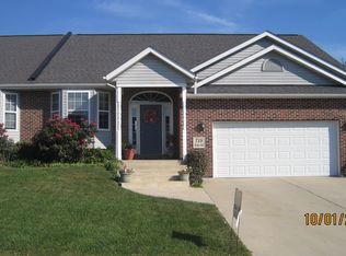 719 Ridge Rd, Waterloo, IL 62298