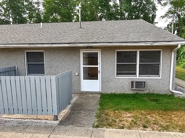 5201 Fuller Dr APT 1, Ashtabula, OH 44004