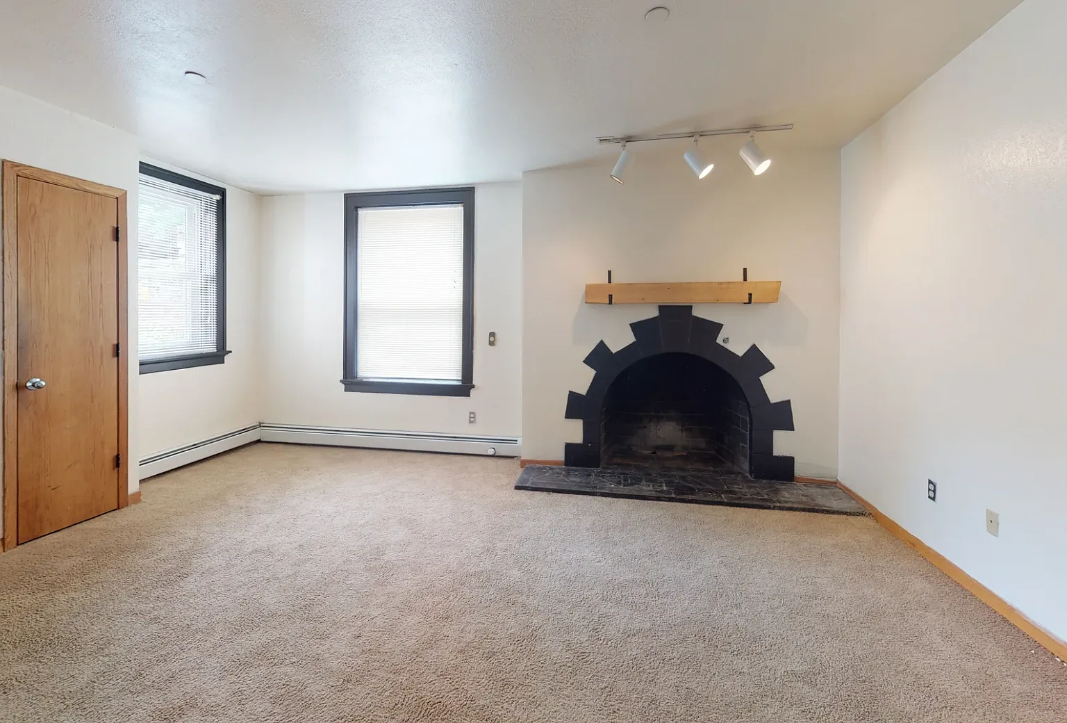 10 Langdon Street - O — Photo 1