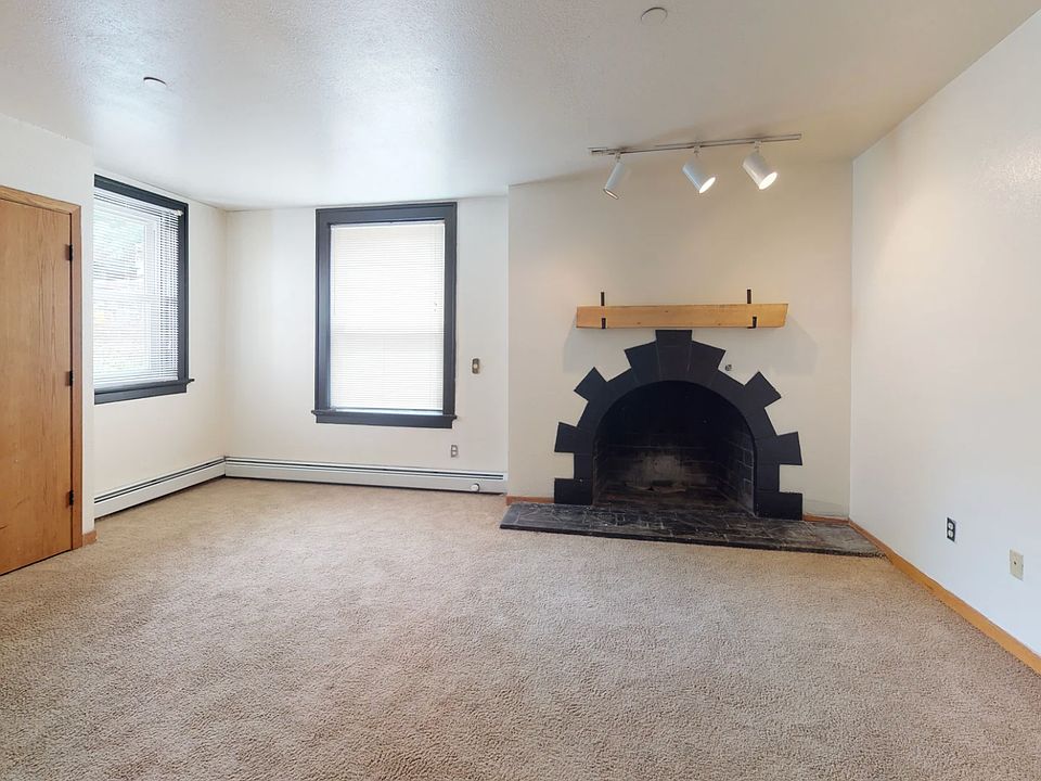 1st image of 10 Langdon St APT O