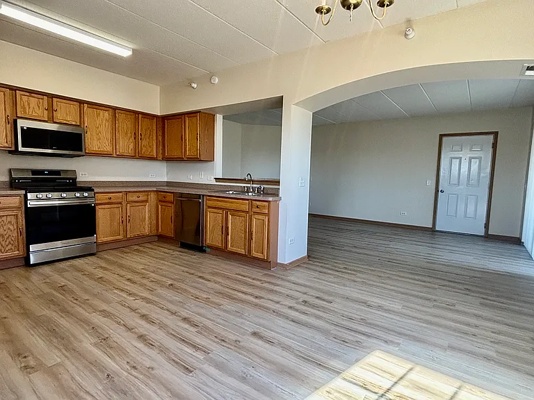 16690 Liberty Cir #1S — Photo 4