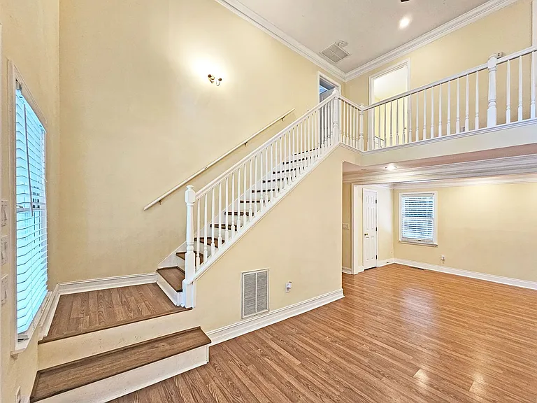 1653 Wildwood Rd NE — Photo 18