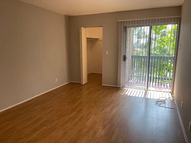 412 N Bellflower Blvd #208 — Photo 48