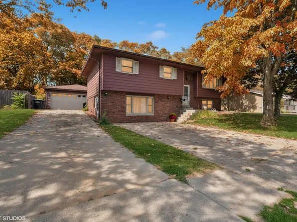 5300 Lyndell Ave, Portage, IN 46368