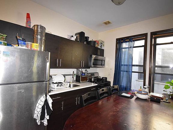 2nd image of 319 Eldert St APT 2F
