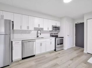 3155 Sandwich St #1B, Windsor, ON N9C 1A7