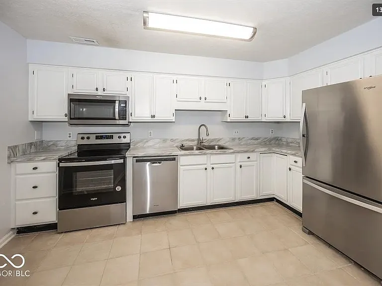 7037 Sea Oats Ln — Photo 9