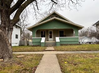 1723 2nd St, Perry, IA 50220