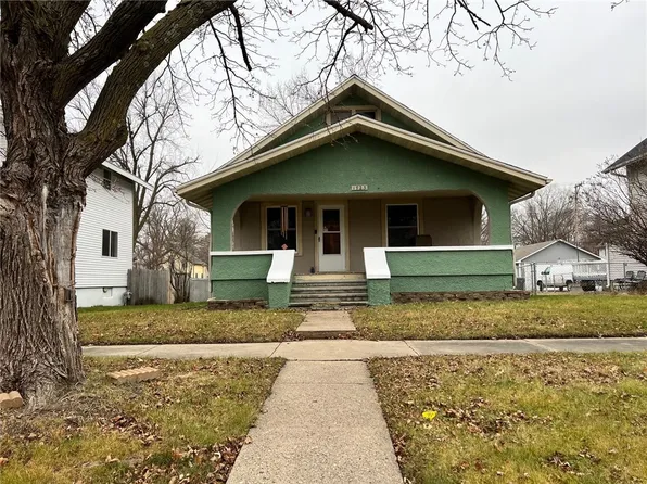 1723 2nd St, Perry, IA 50220