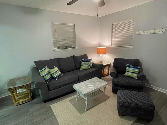 2nd image of 903 Canopy Ln APT 2
