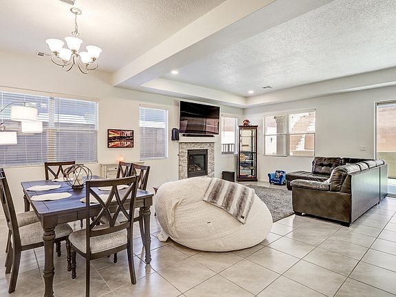 4th image of 2032 Cougar Run Ct SE